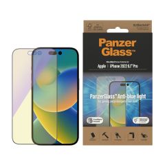PanzerGlass Ultra Wide Fit Anti-Bluelight with Applicator - ฟิล์มกระจกถนอมสายตา iPhone 14 Pro แบบเต็มจอ